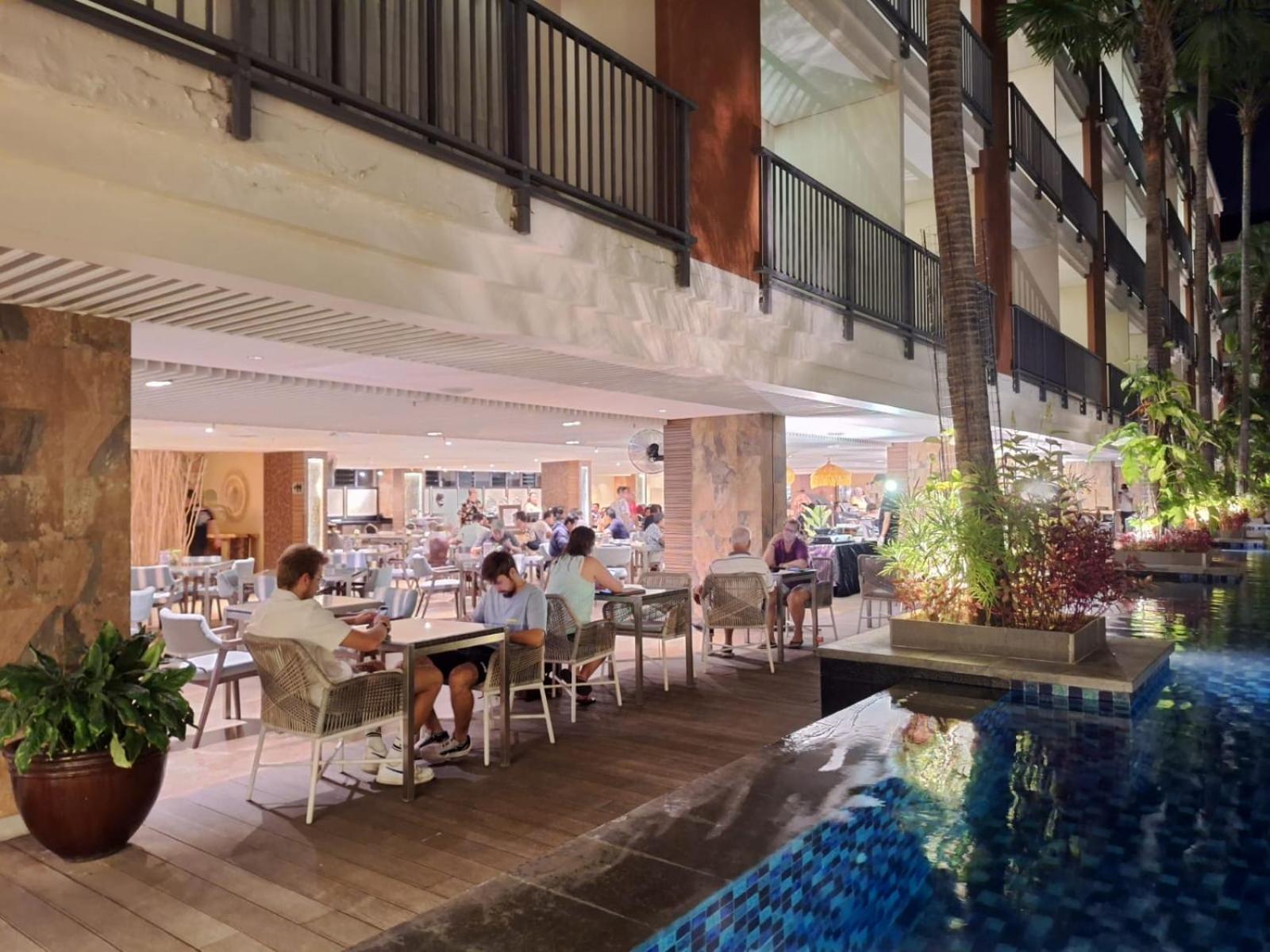 Swiss-Belhotel Tuban Bali Kuta  Exterior photo